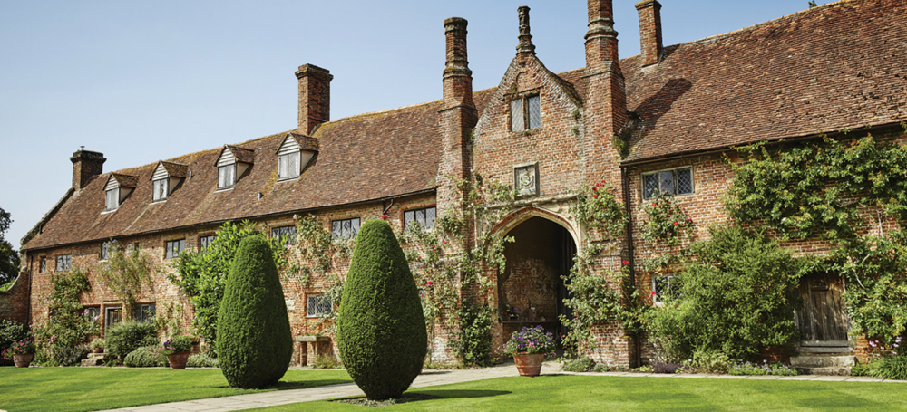 The top courtyard at Sissinghurst Castle Garden National Trust Images Arnhel de Serra