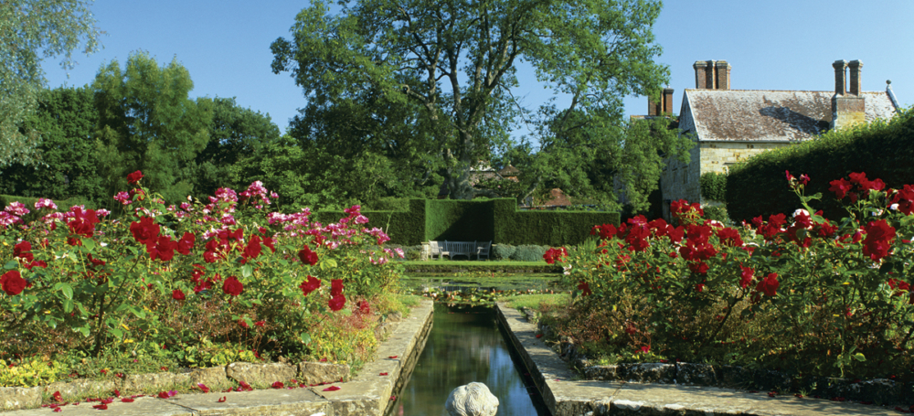 The pond in the rose garden at Batemans 152044